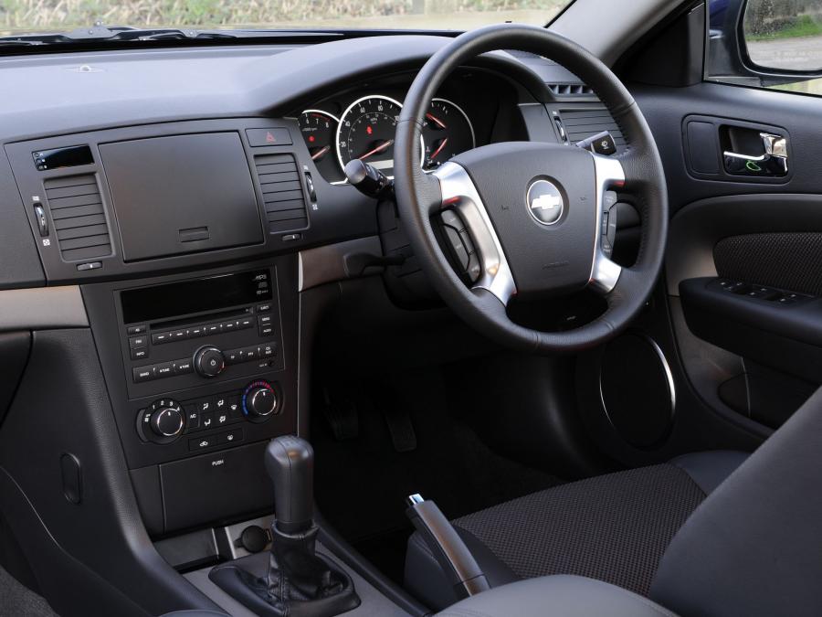  Chevrolet Epica 2006 года  (UK) (фото 2 из 12)